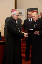 Stało się: abp Józef Michalik dziesiątym nagrodzonym za zasługi dla polskiego rolnictwa - za 2013 rok